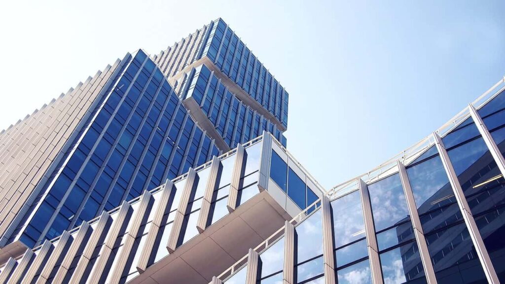 MAINLAND COMPANY SETUP MADE SIMPLE: NAVIGATING THE RULES AND PROCESSES IN THE UAE rules on mainland company setup in the uae