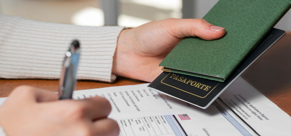 what are the short and long-term visa options available in saudi arabia and qatar