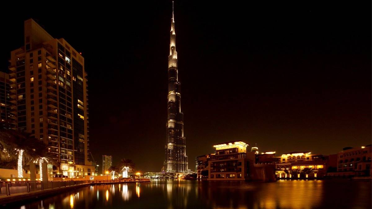 guide to moving hong kong company to dubai