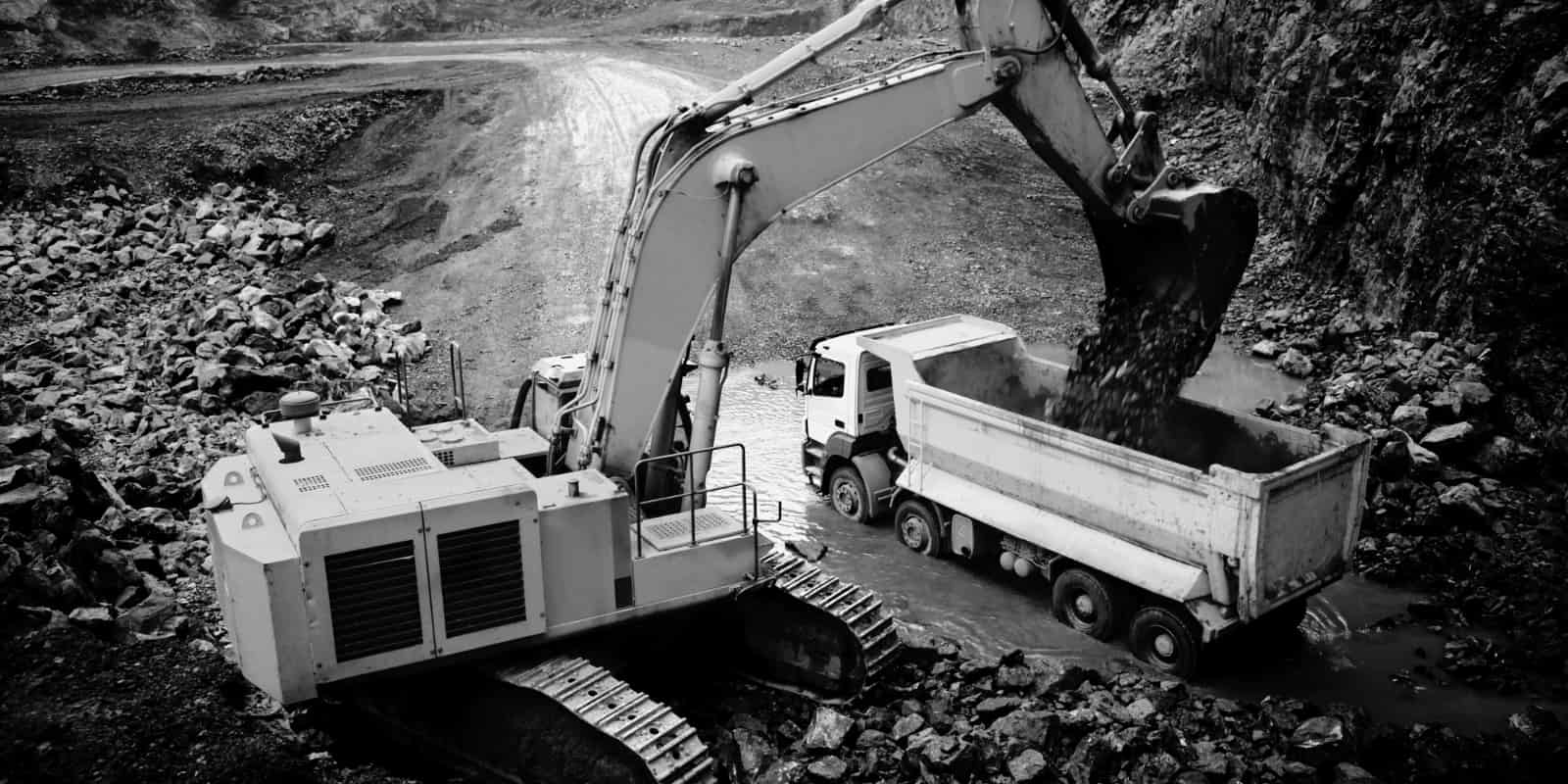 OPPORTUNITIES AND CHALLENGES IN THE SAUDI ARABIA MINING SECTOR: EXPLORING THE POTENTIAL AND OBSTACLES IN THE SAUDI MINING INDUSTRY